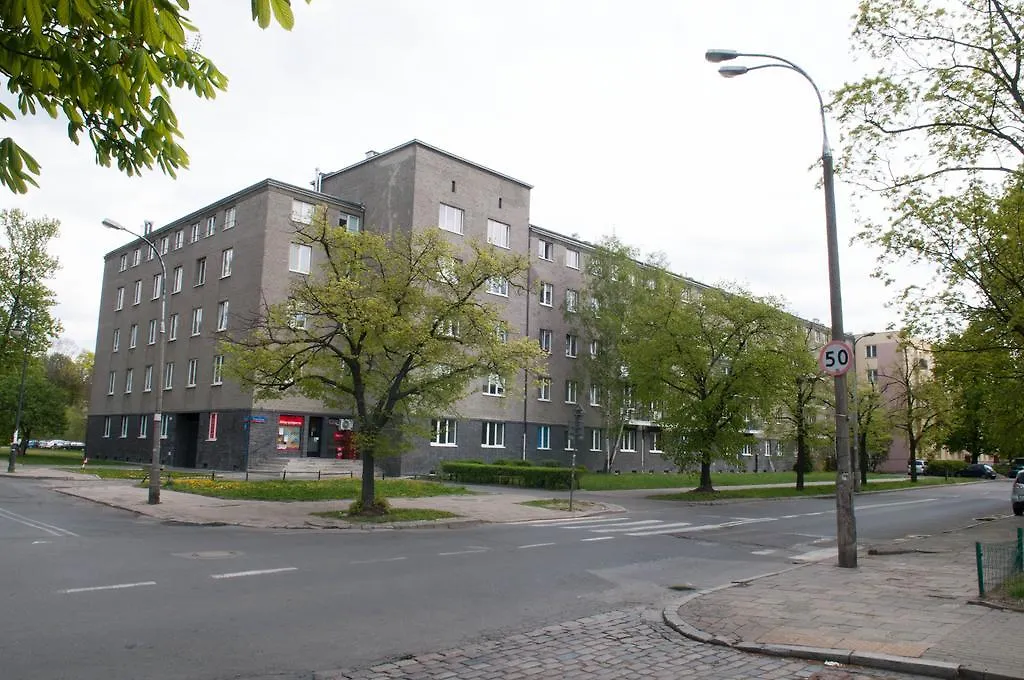 Studio Dymińska Warszawa 0*,